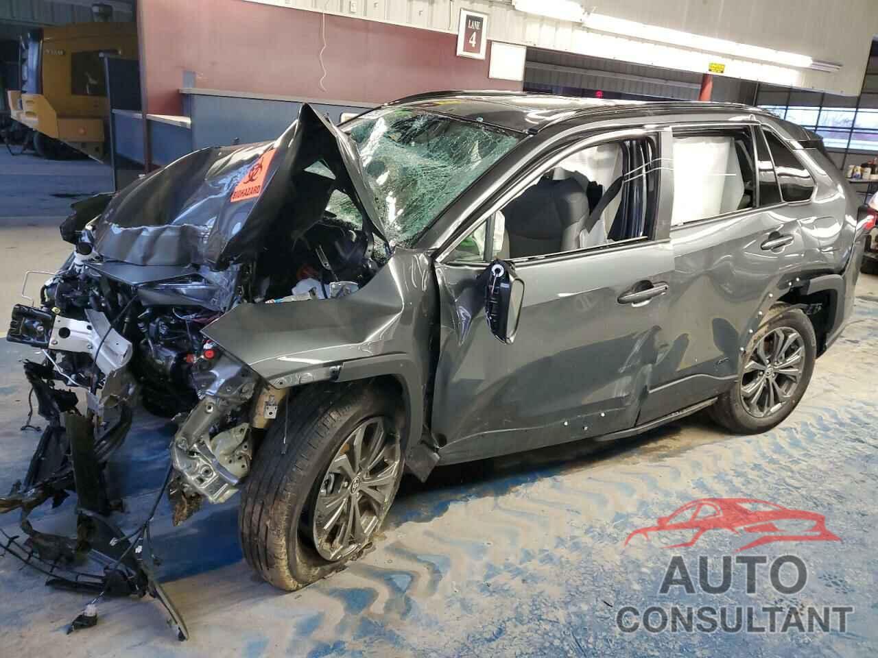 TOYOTA RAV4 2024 - 2T3B6RFV1RW083655