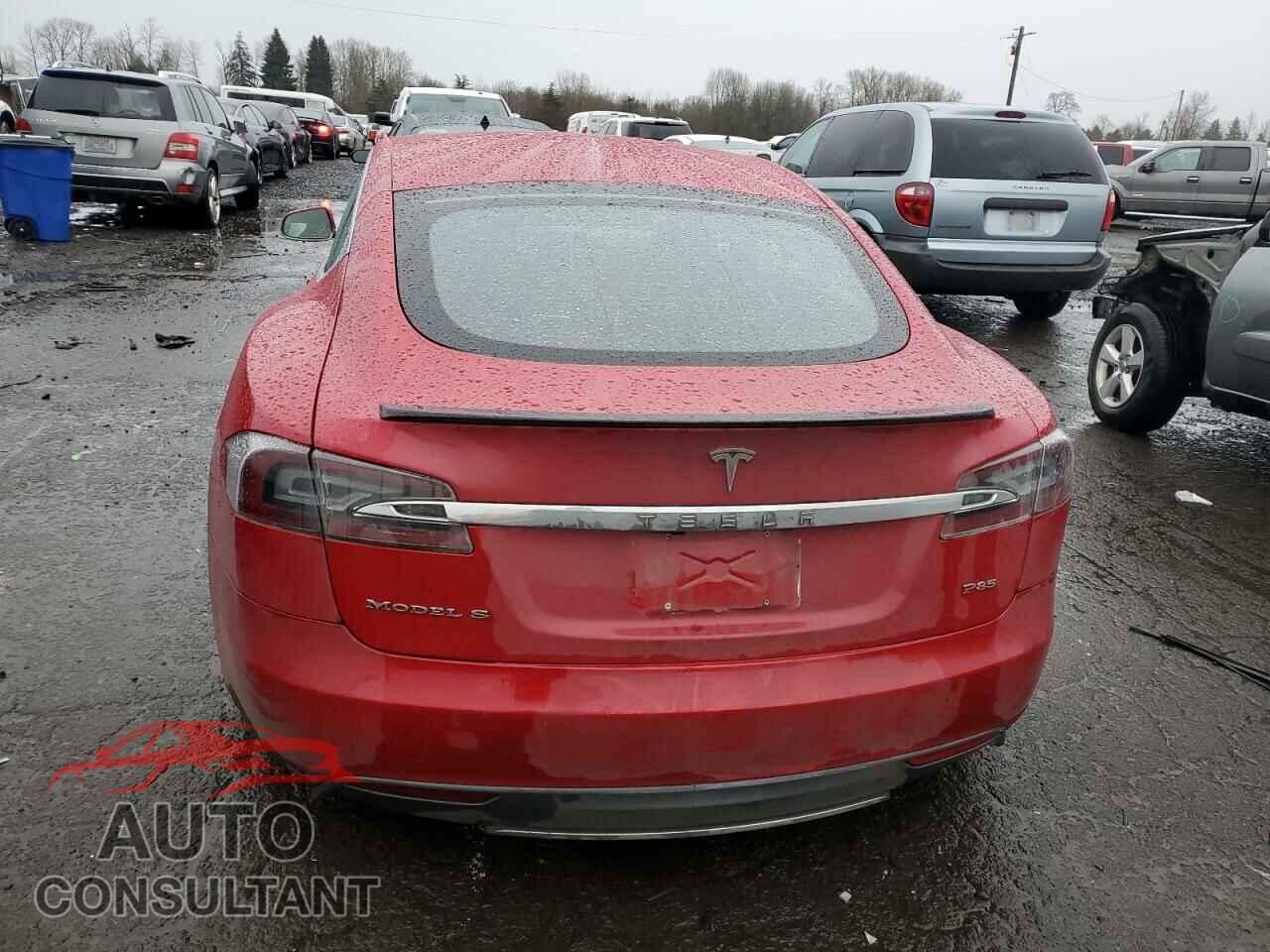 TESLA MODEL S 2013 - 5YJSA1DPXDFP13921