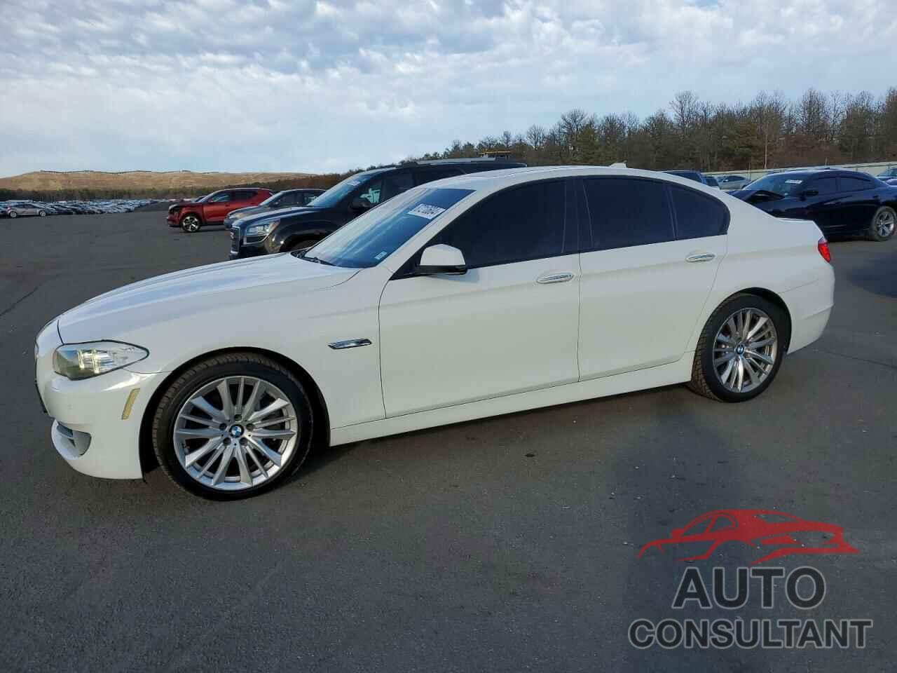 BMW 5 SERIES 2011 - WBAFR9C55BC599360