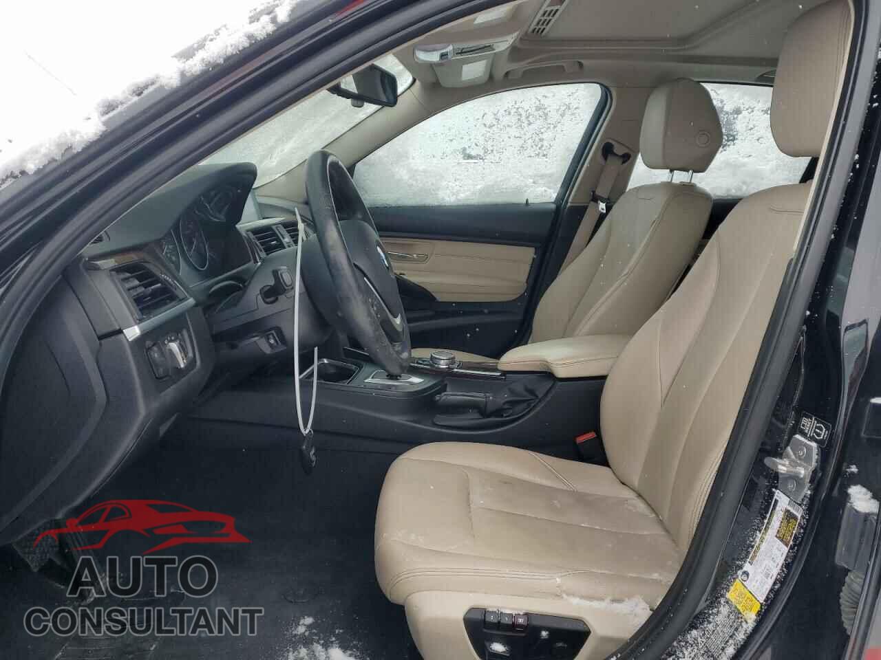 BMW 3 SERIES 2015 - WBA3B3C55FF546828