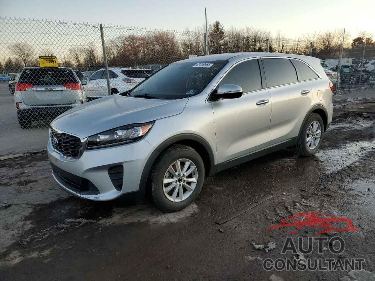 KIA SORENTO 2019 - 5XYPG4A57KG483415