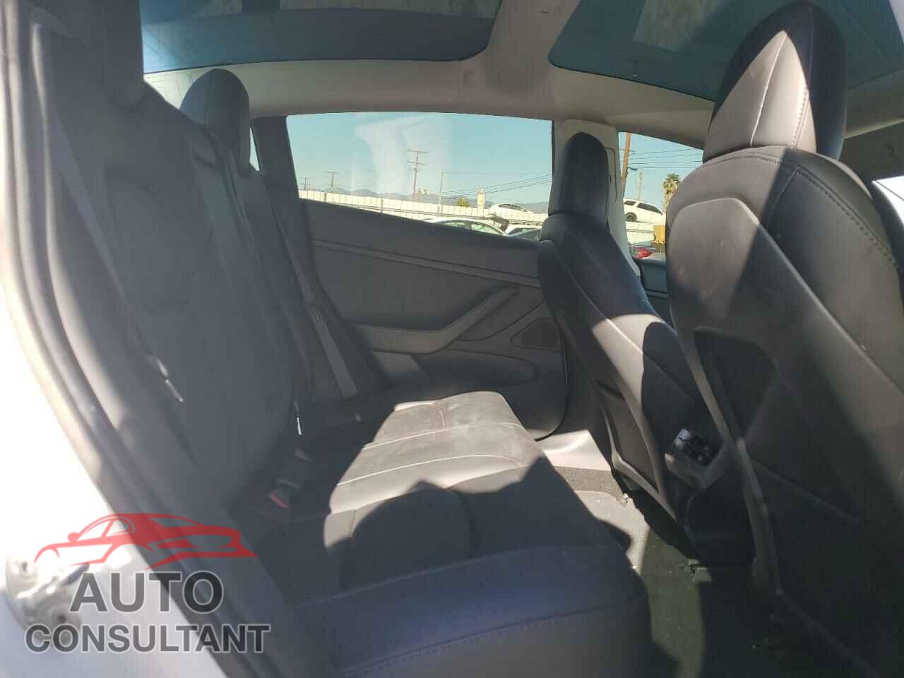 TESLA MODEL 3 2020 - 5YJ3E1EB3LF807228