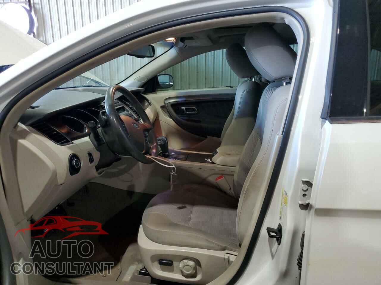 FORD TAURUS 2010 - 1FAHP2EW8AG129965