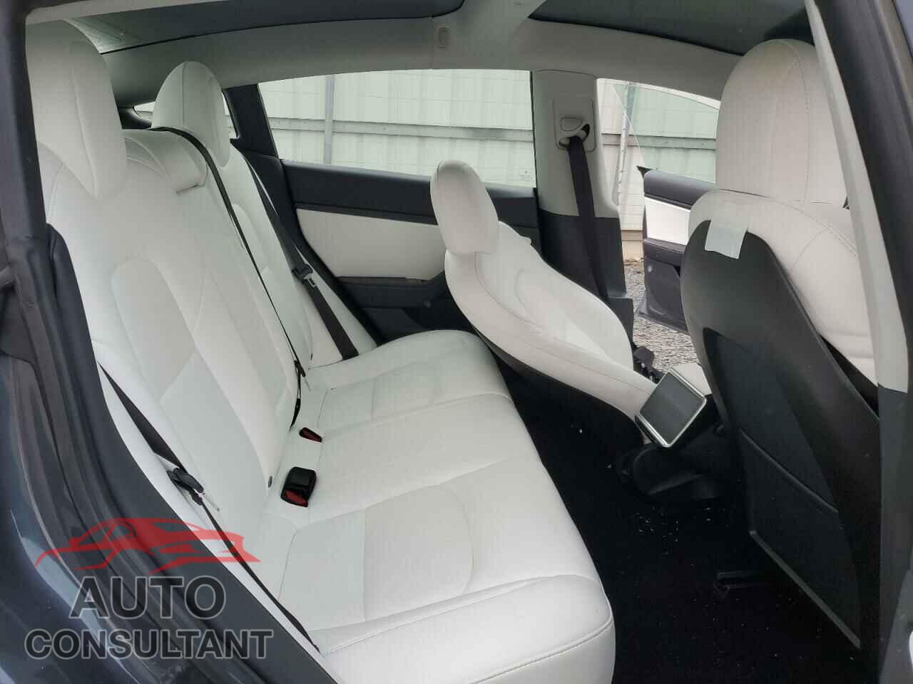 TESLA MODEL 3 2020 - 5YJ3E1EA2LF740905
