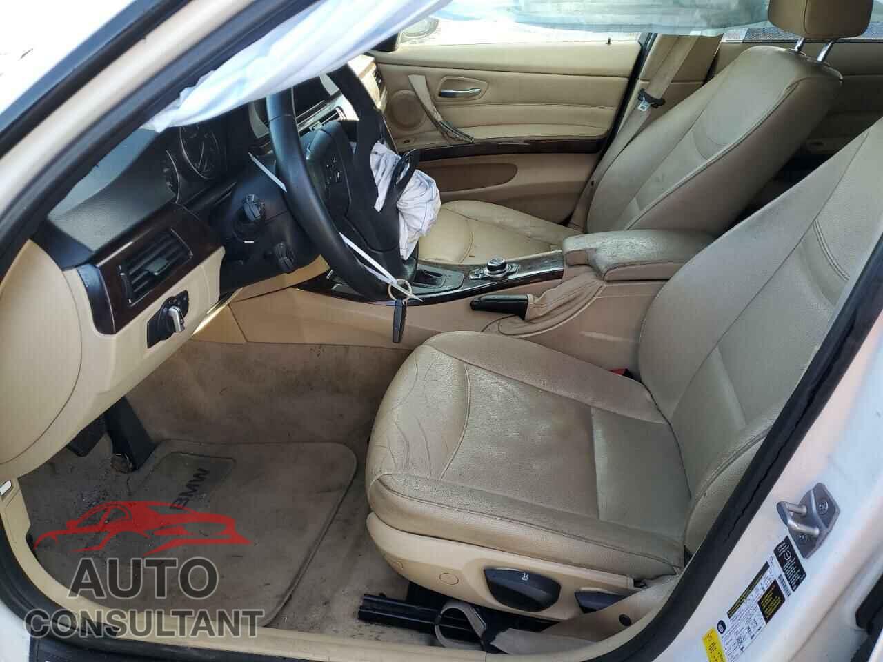 BMW 3 SERIES 2011 - WBAPH7C52BE852568