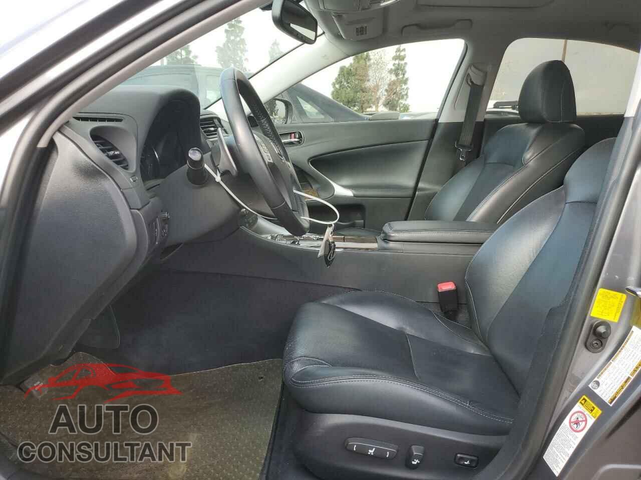 LEXUS IS 2012 - JTHBF5C22C5157990