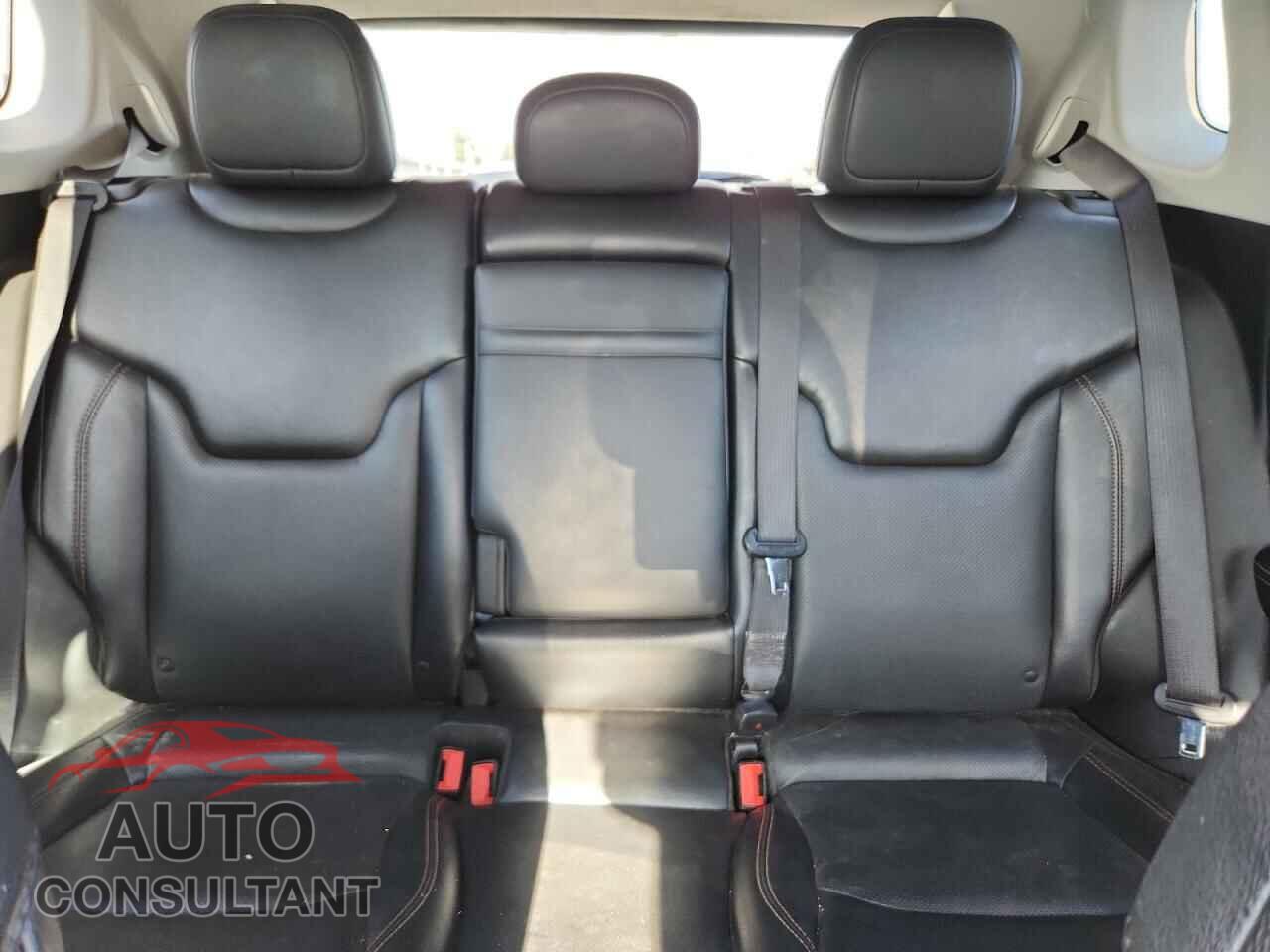 JEEP COMPASS 2018 - 3C4NJDCB0JT453787
