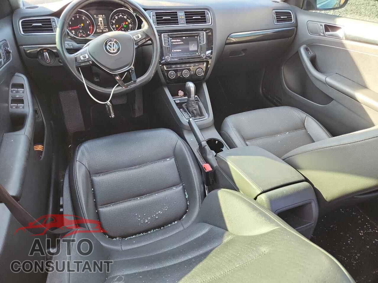 VOLKSWAGEN JETTA 2017 - 3VWL17AJ9HM289783