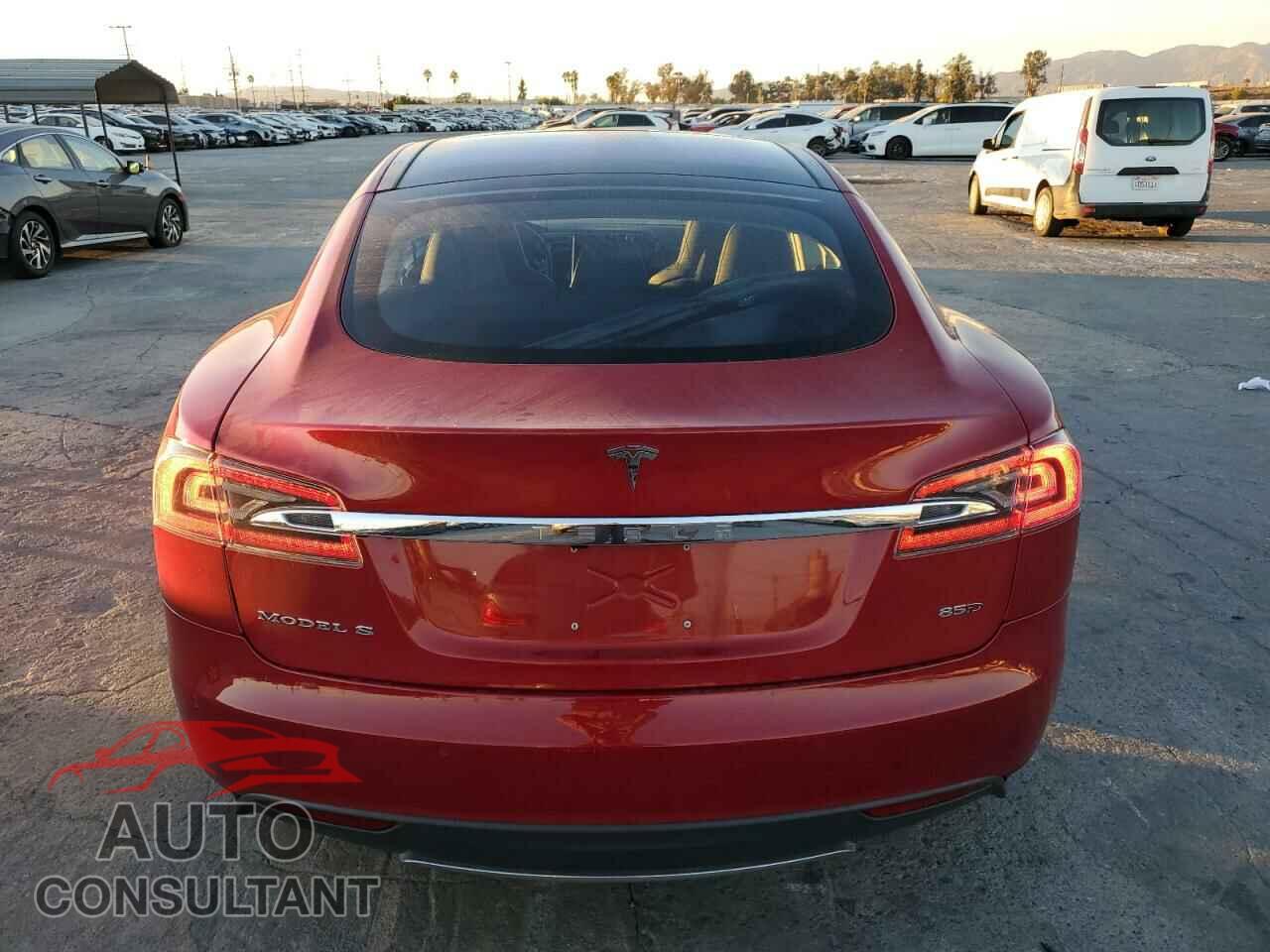 TESLA MODEL S 2015 - 5YJSA1E20FF120476