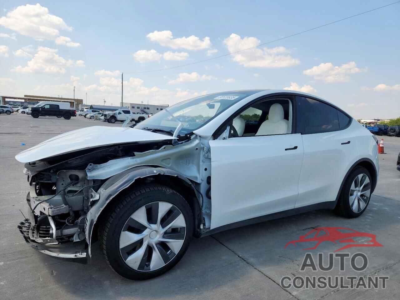 TESLA MODEL Y 2020 - 5YJYGDEE9LF032607