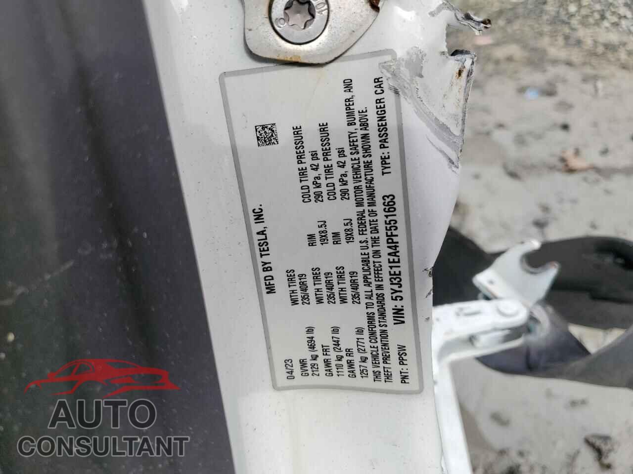 TESLA MODEL 3 2023 - 5YJ3E1EA4PF551663