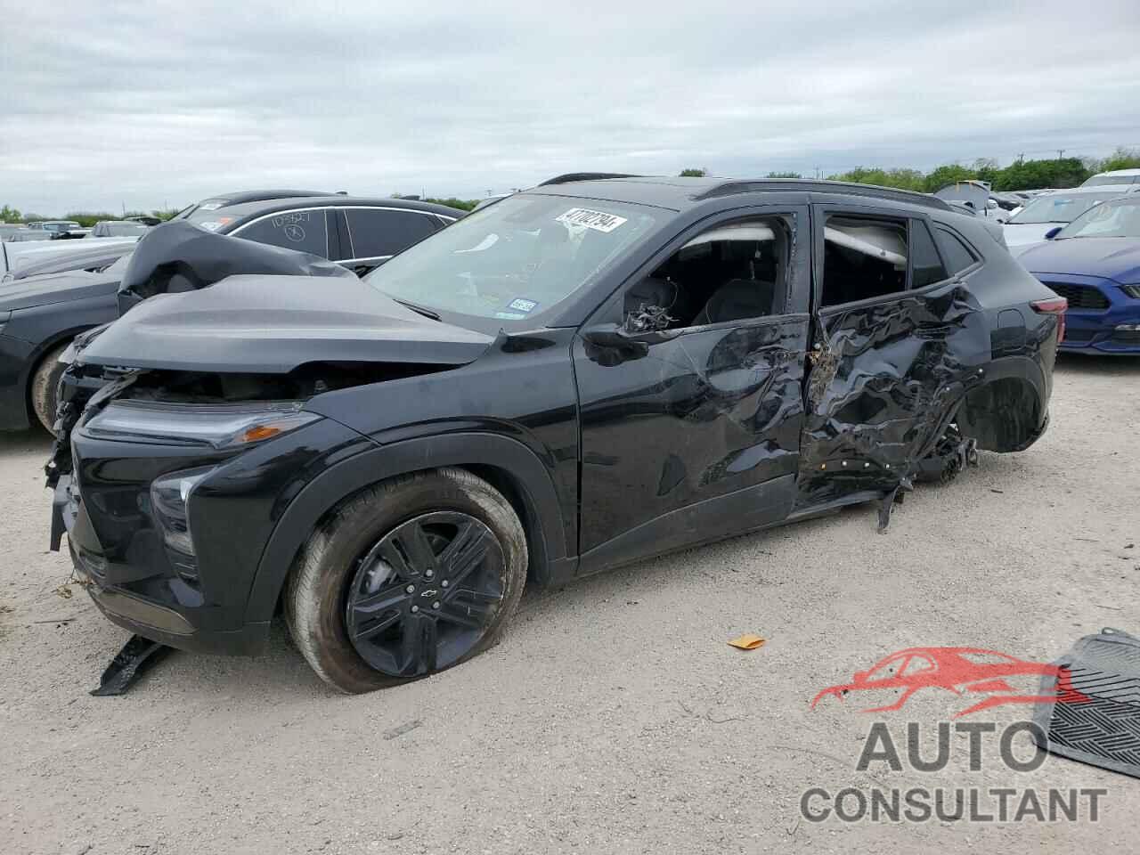CHEVROLET TRAX ACTIV 2024 - KL77LKE25RC013847