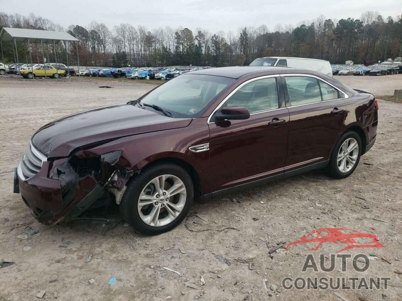 FORD TAURUS 2018 - 1FAHP2E89JG116854