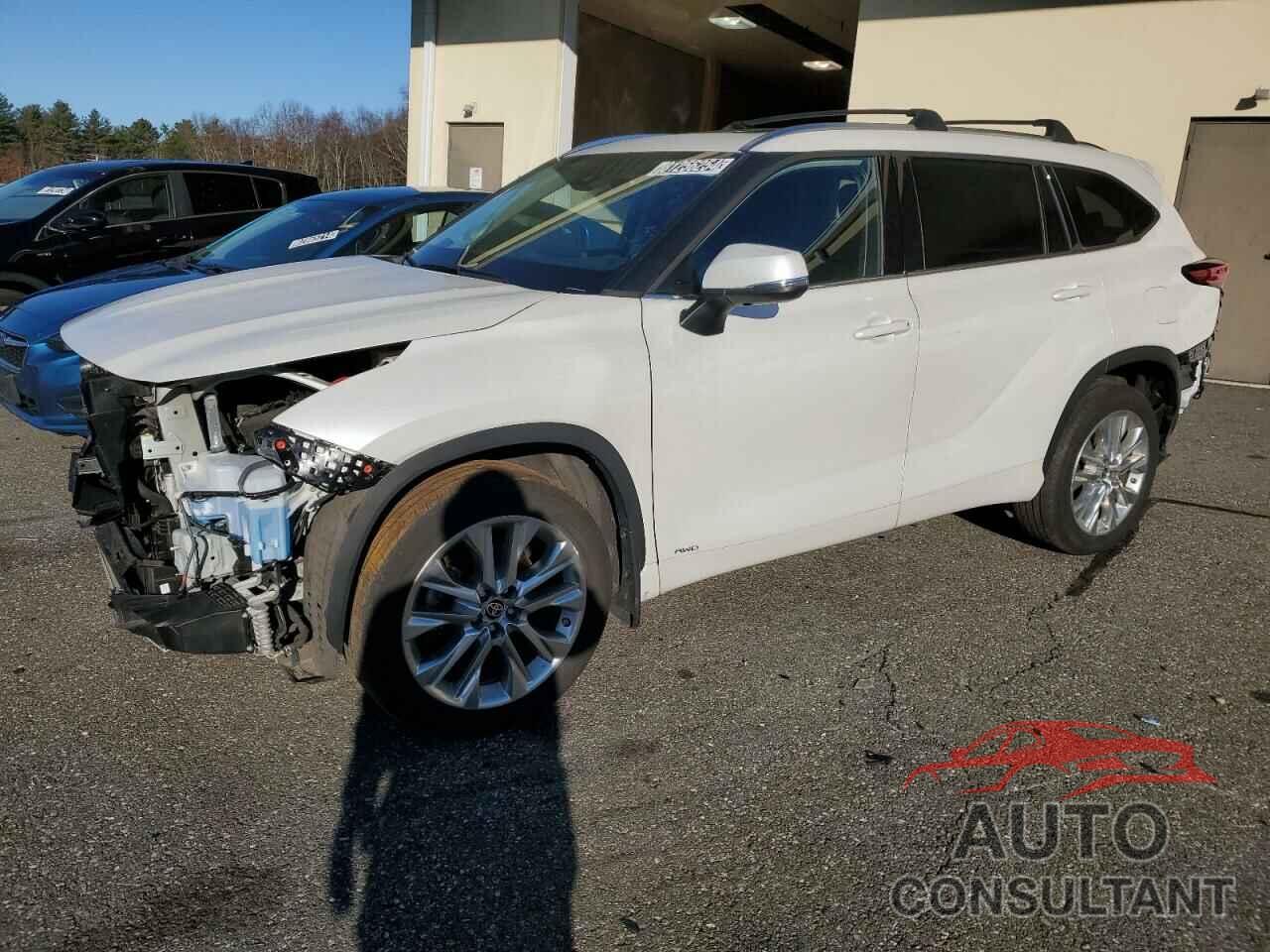 TOYOTA HIGHLANDER 2023 - 5TDXBRCH7PS571118