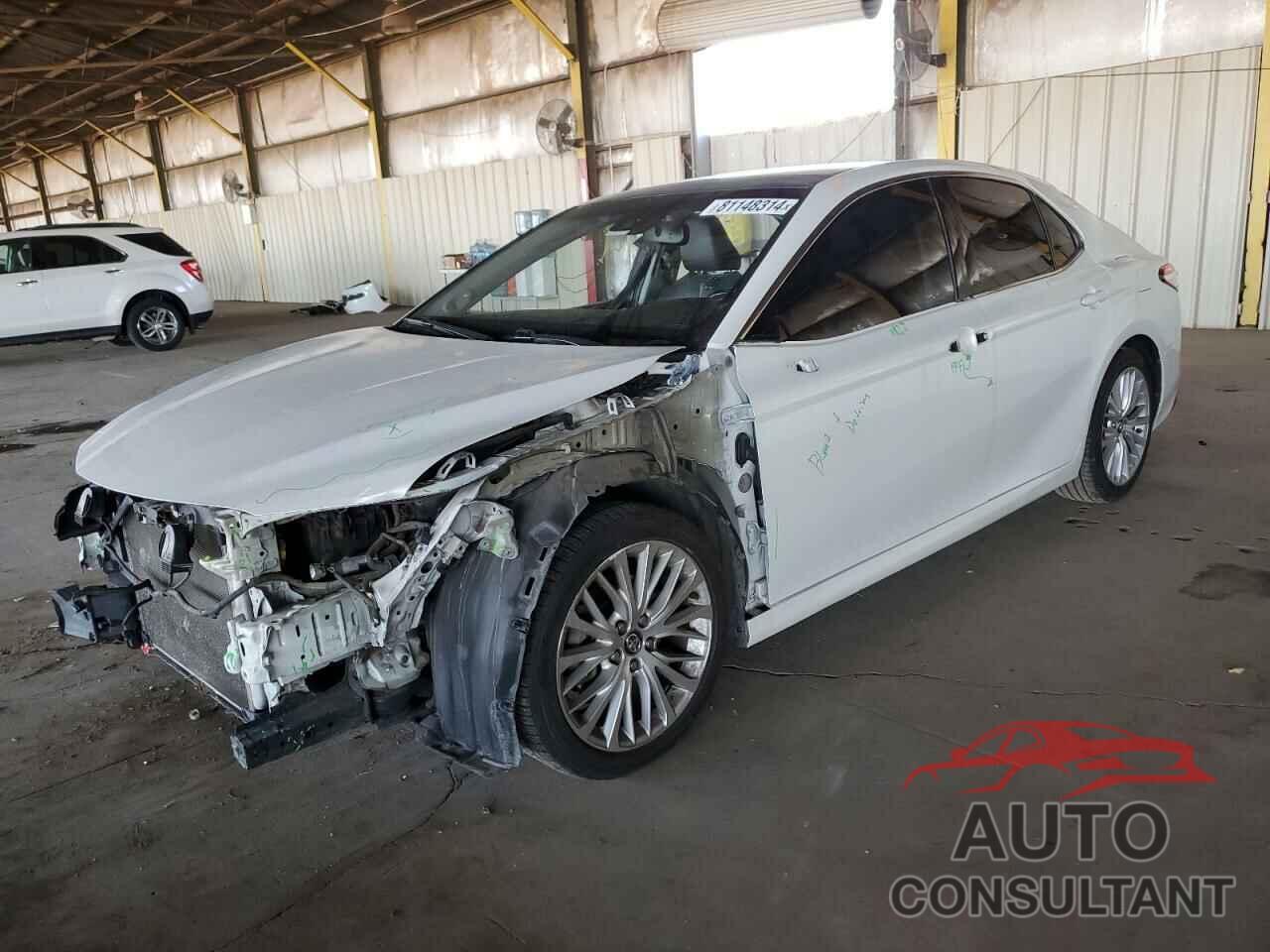 TOYOTA CAMRY 2018 - 4T1B11HKXJU024393