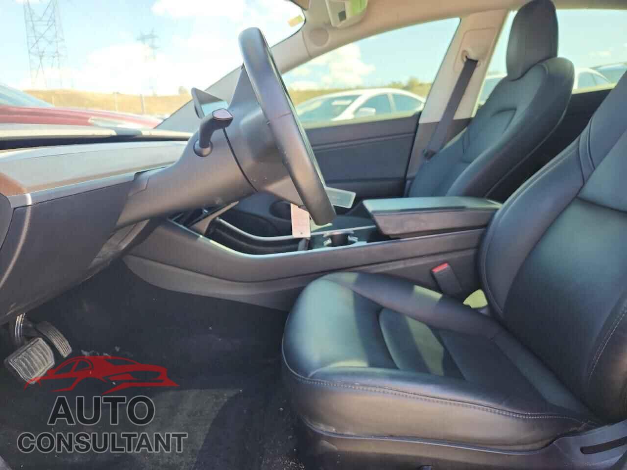 TESLA MODEL 3 2019 - 5YJ3E1EA3KF305549