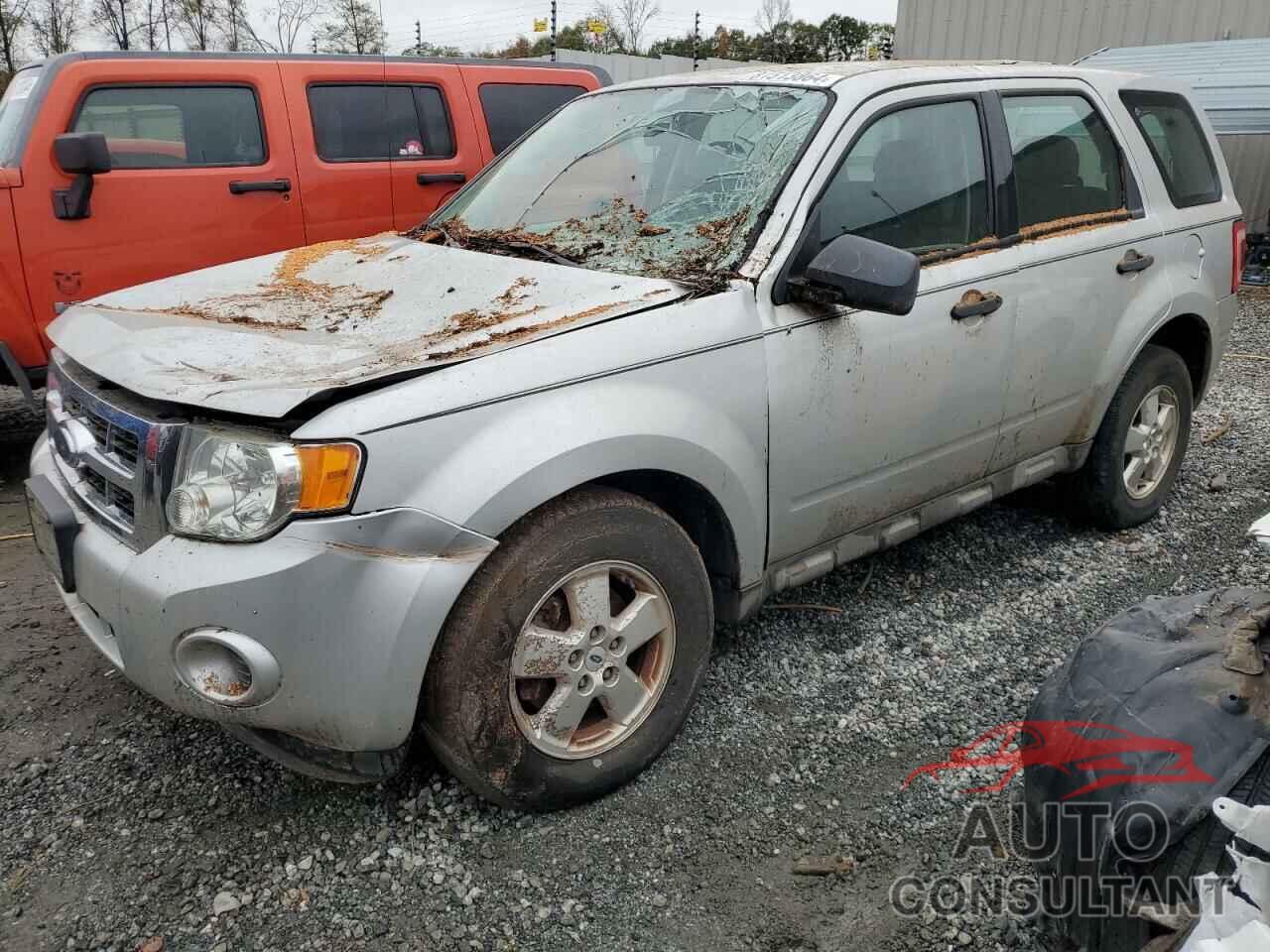 FORD ESCAPE 2009 - 1FMCU02779KB55136