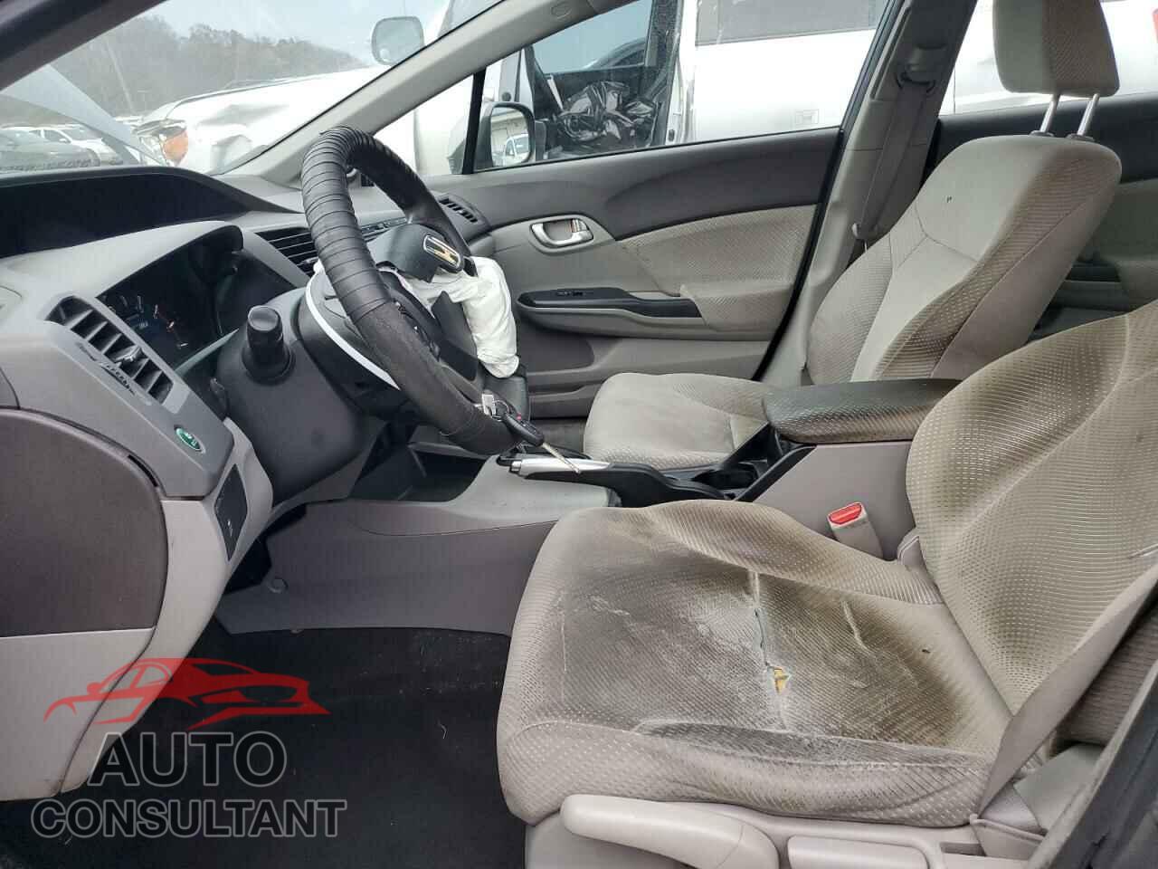HONDA CIVIC 2012 - JHMFB4F24CS009182