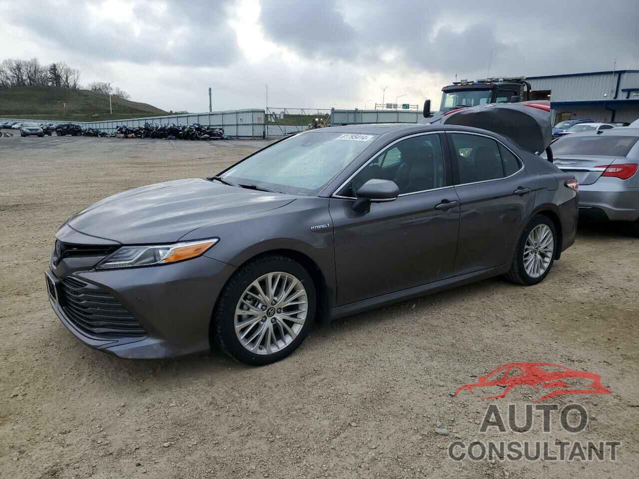 TOYOTA CAMRY 2019 - 4T1B21HK0KU514825