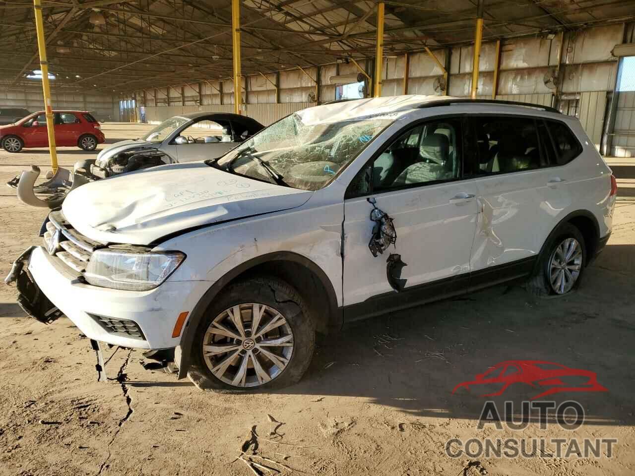 VOLKSWAGEN TIGUAN 2018 - 3VV1B7AXXJM126210