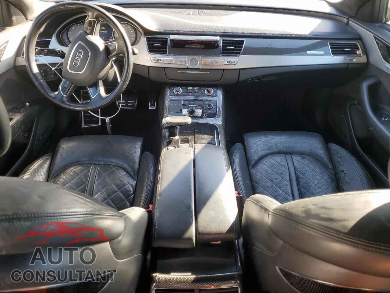 AUDI S8 2014 - WAUD2AFDXEN002471