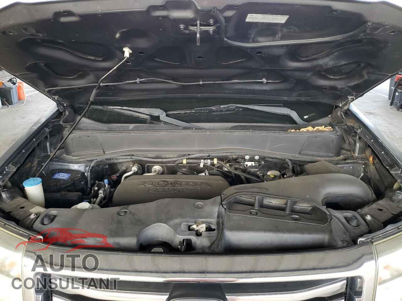 HONDA PILOT 2013 - 5FNYF3H71DB009074