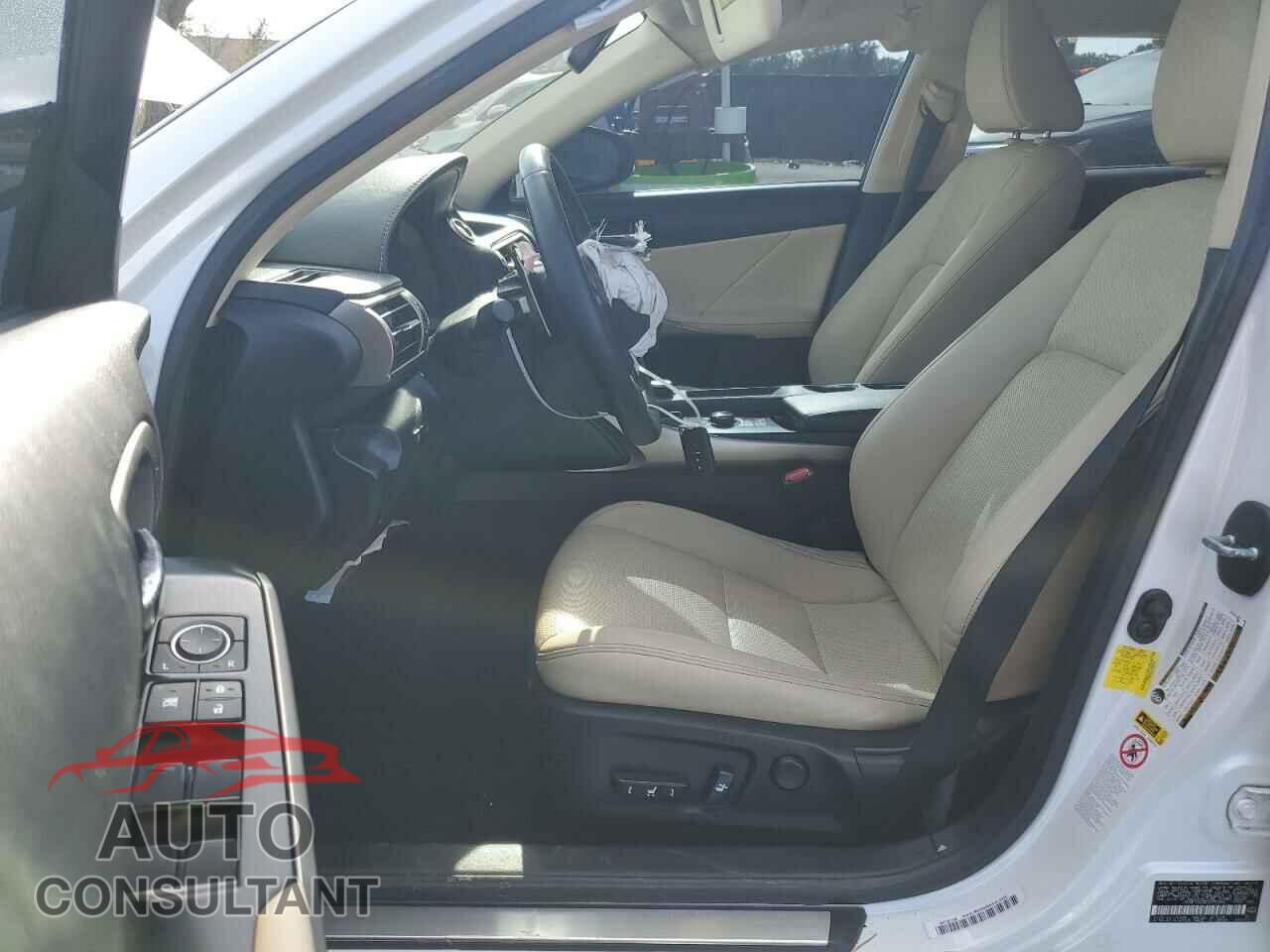 LEXUS IS 2014 - JTHBF1D22E5005346