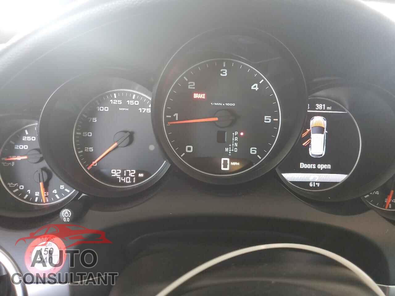 PORSCHE CAYENNE 2015 - WP1AF2A23FLA42506