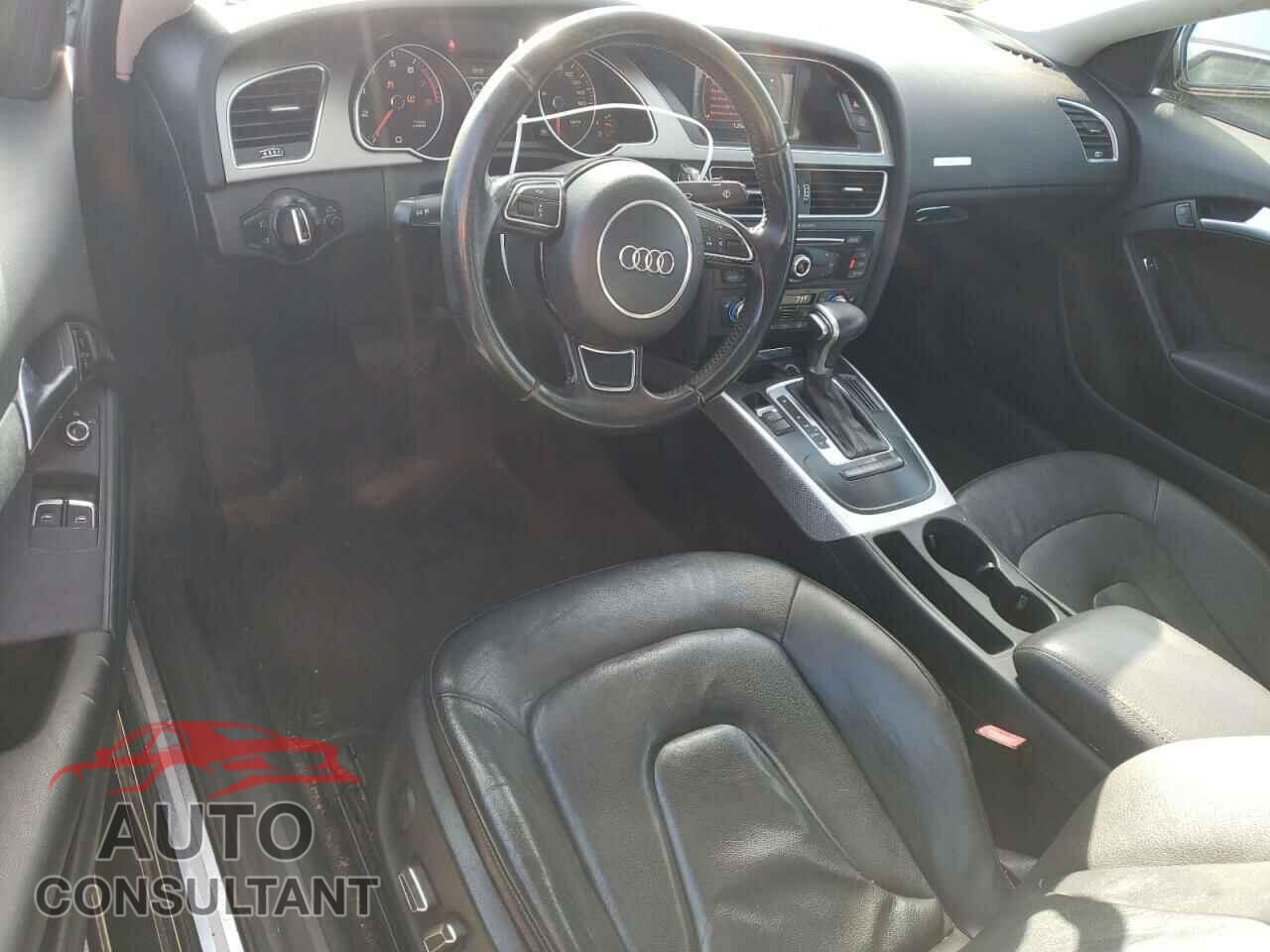 AUDI A5 2013 - WAULFAFR4DA001138