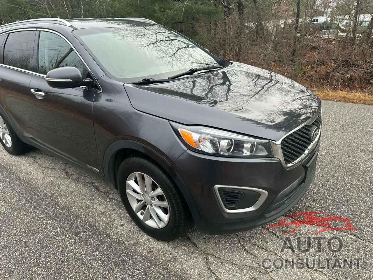 KIA SORENTO 2017 - 5XYPGDA53HG335593