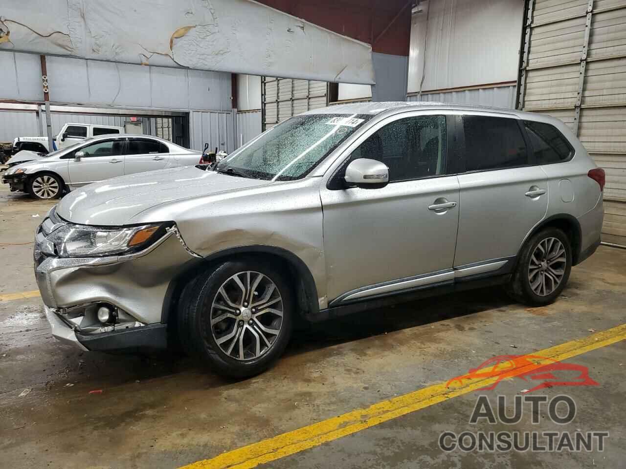 MITSUBISHI OUTLANDER 2018 - JA4AD3A31JZ009199