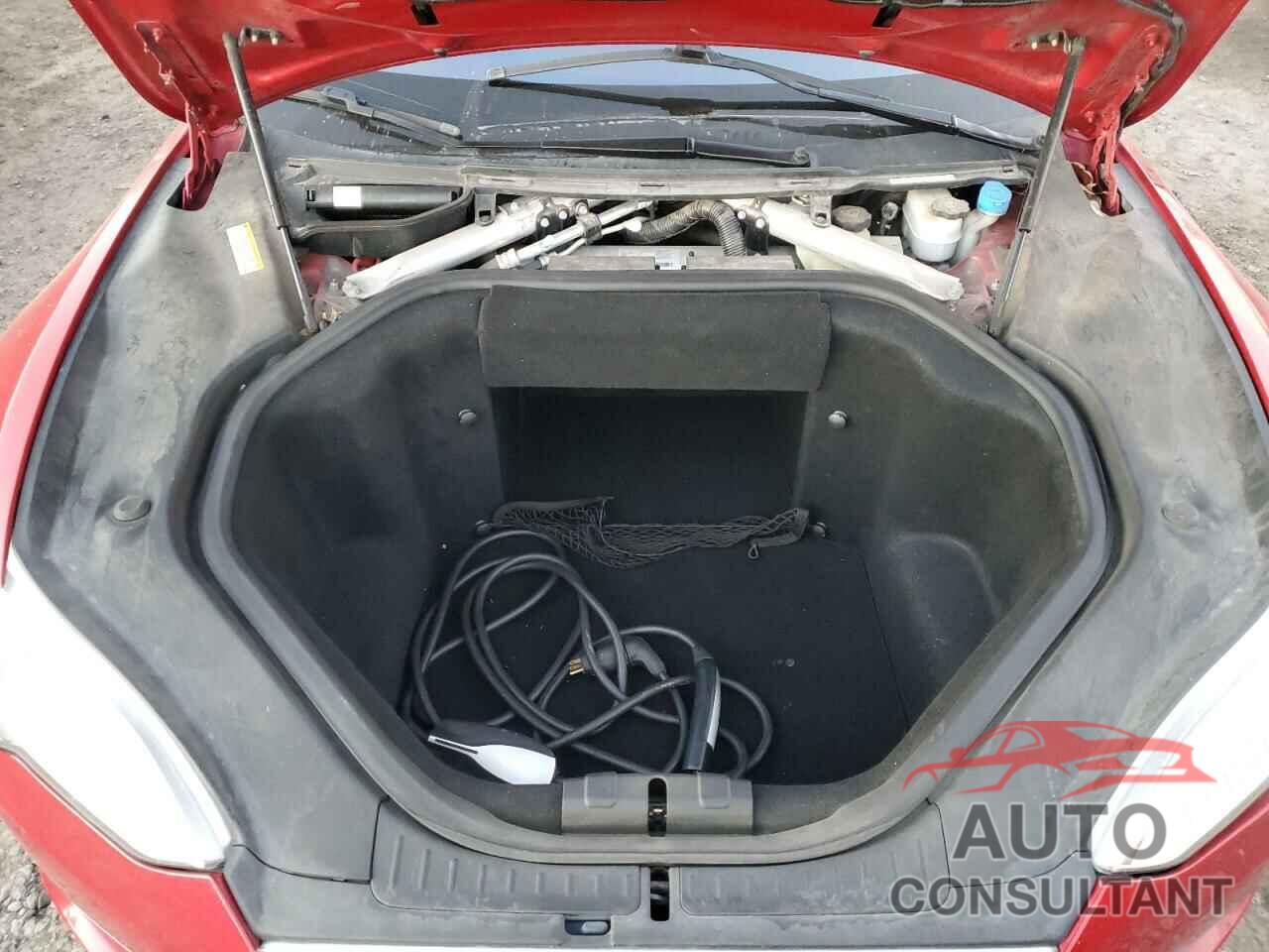 TESLA MODEL S 2014 - 5YJSA1H19EFP52863