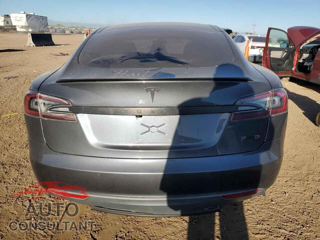 TESLA MODEL S 2014 - 5YJSA1H25EFP63755
