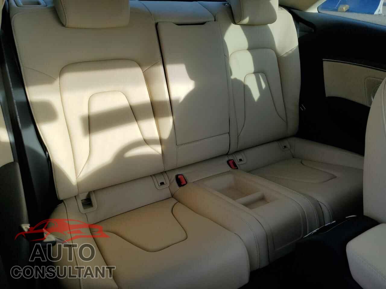 AUDI A5 2014 - WAULFAFR3EA071795