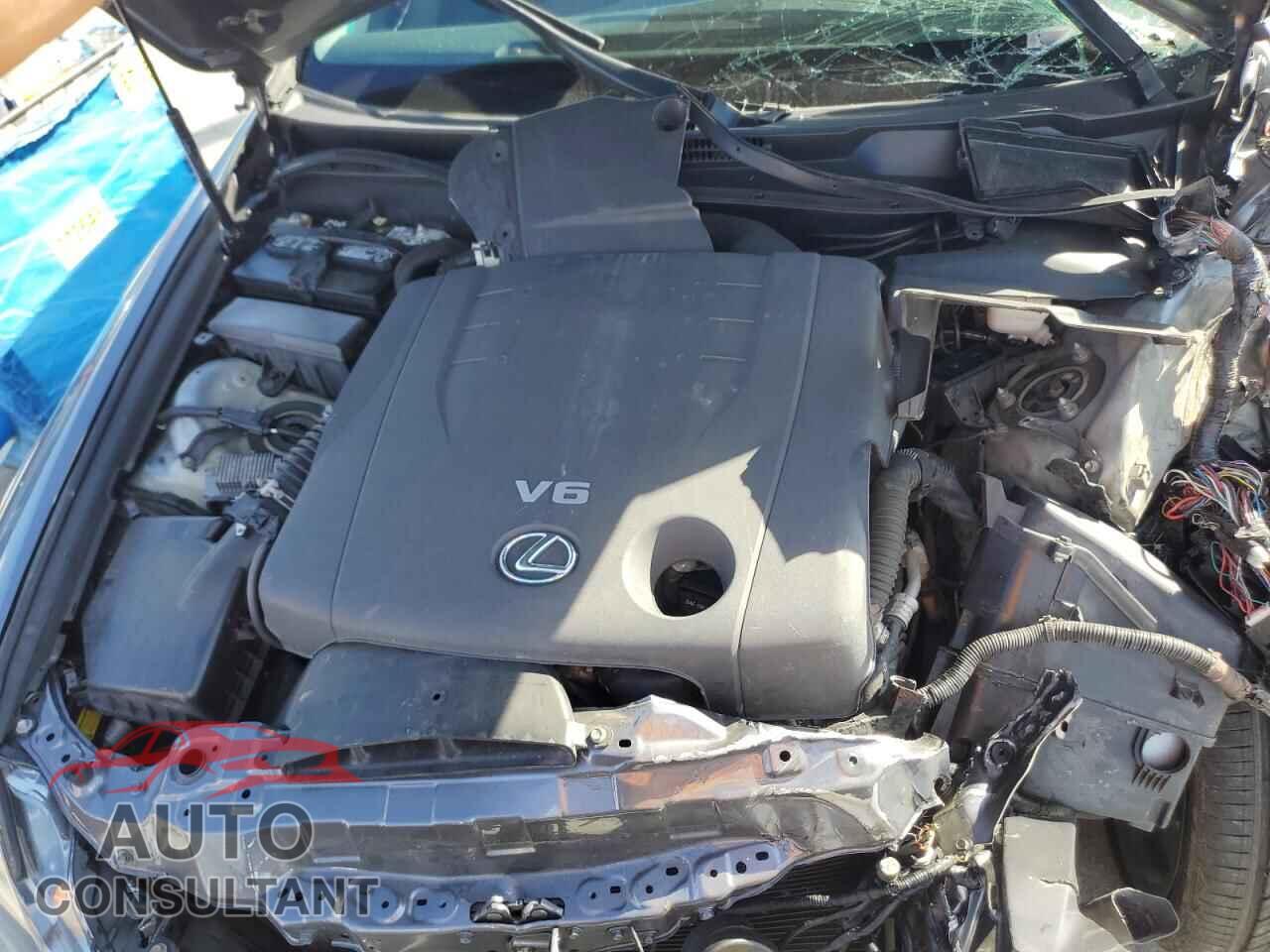 LEXUS IS 2012 - JTHBF5C24C5180946