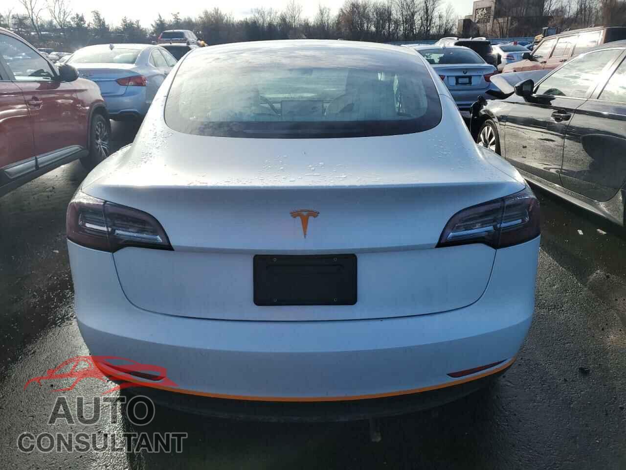 TESLA MODEL 3 2020 - 5YJ3E1EB7LF639660