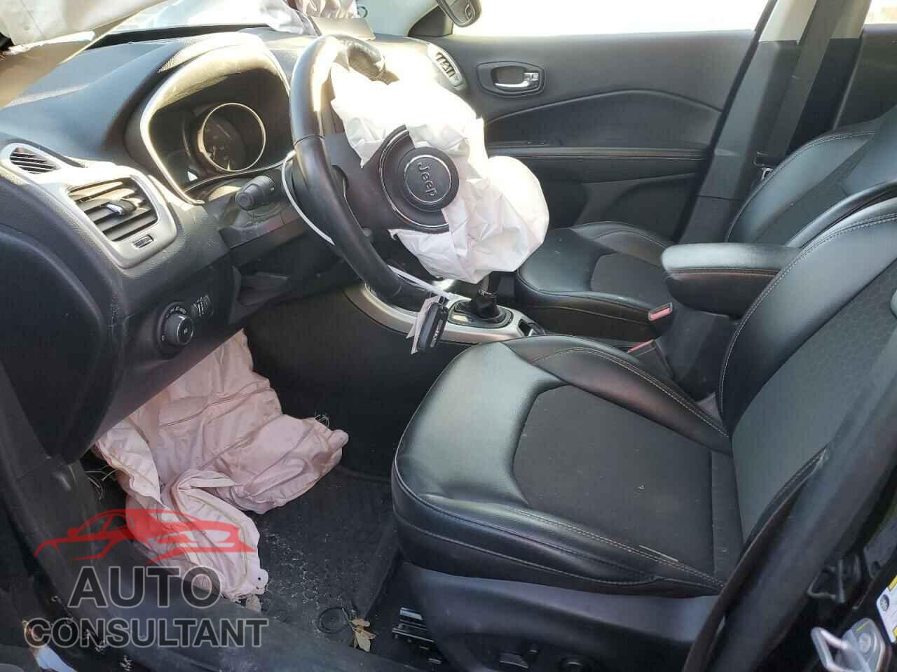 JEEP COMPASS 2019 - 3C4NJDBB0KT850273
