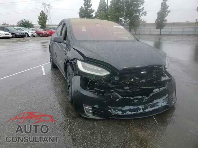 TESLA MODEL X 2017 - 5YJXCDE23HF078437