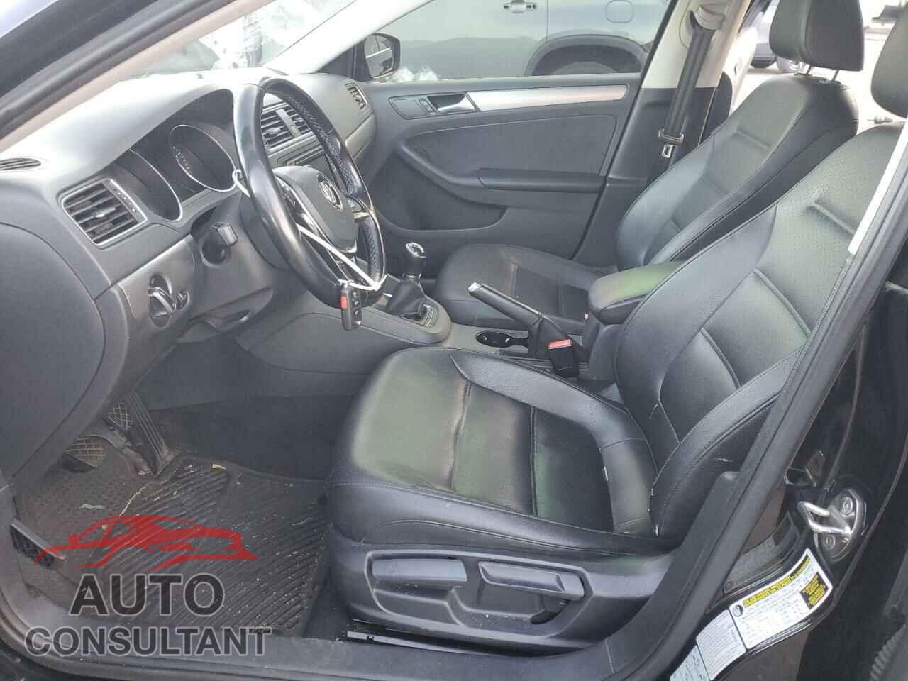 VOLKSWAGEN JETTA 2017 - 3VWB67AJ5HM367263