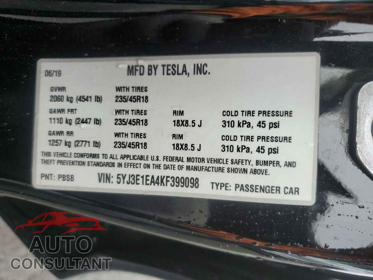 TESLA MODEL 3 2019 - 5YJ3E1EA4KF399098