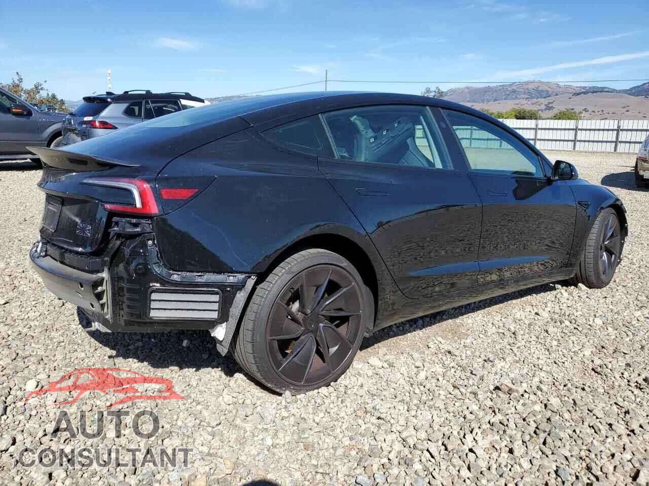 TESLA MODEL 3 2024 - 5YJ3E1ETXRF800195