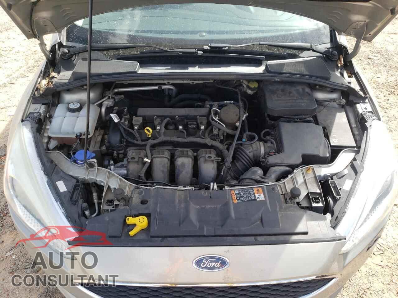 FORD FOCUS 2015 - 1FADP3F23FL325813