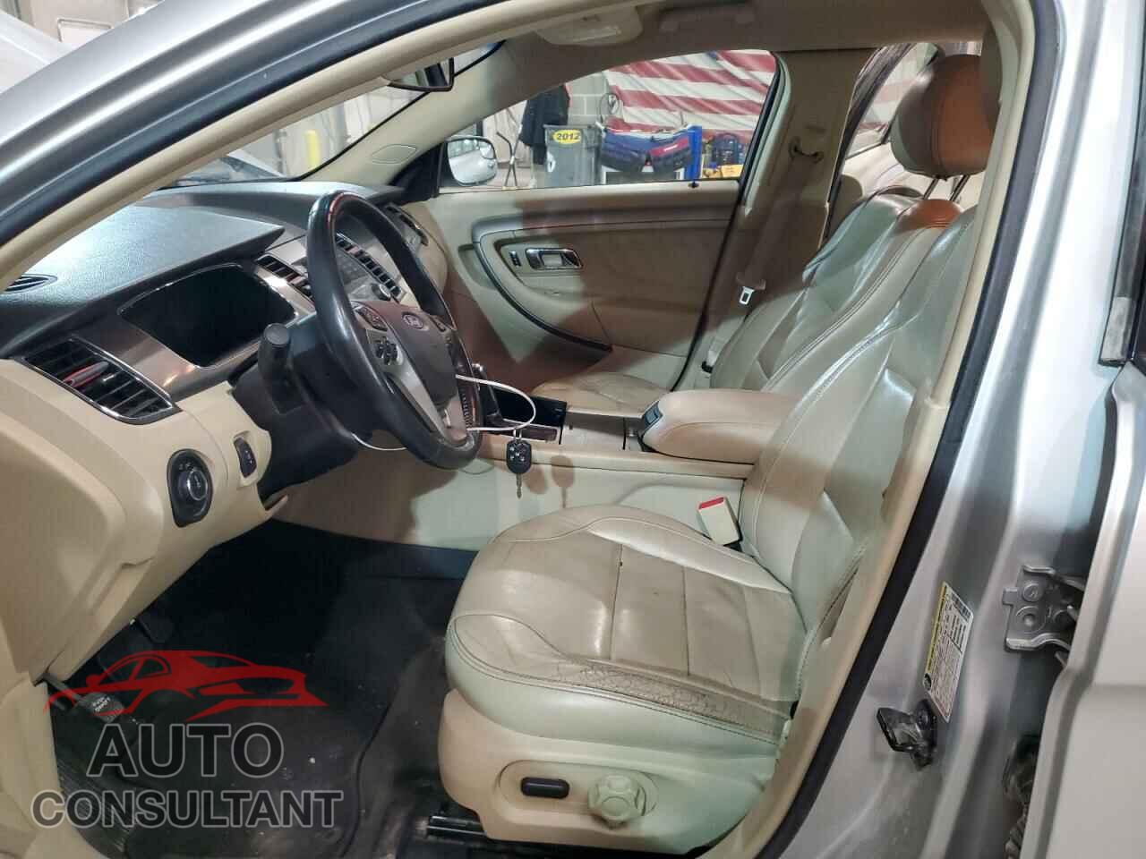 FORD TAURUS 2013 - 1FAHP2E88DG205951