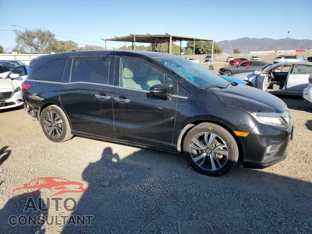 HONDA ODYSSEY 2018 - 5FNRL6H94JB029024