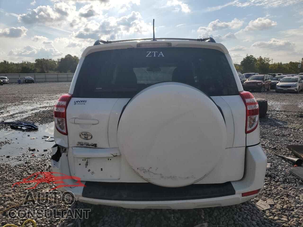 TOYOTA RAV4 2012 - 2T3ZF4DV3CW138358