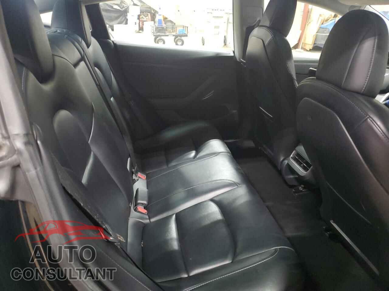 TESLA MODEL 3 2022 - 5YJ3E1EA2NF188275