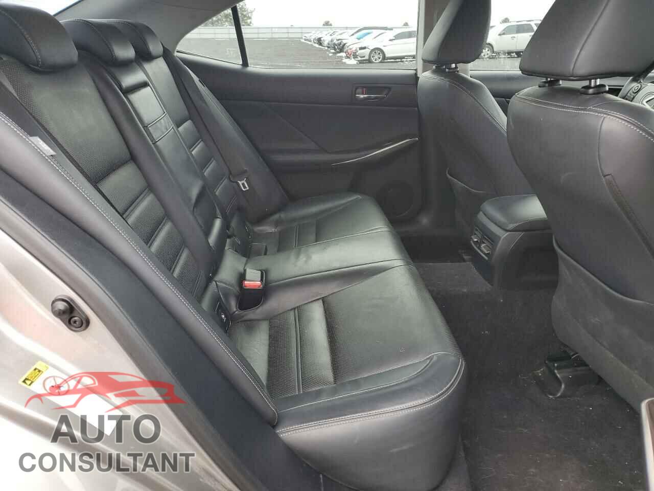 LEXUS IS 2014 - JTHCE1D29E5001107