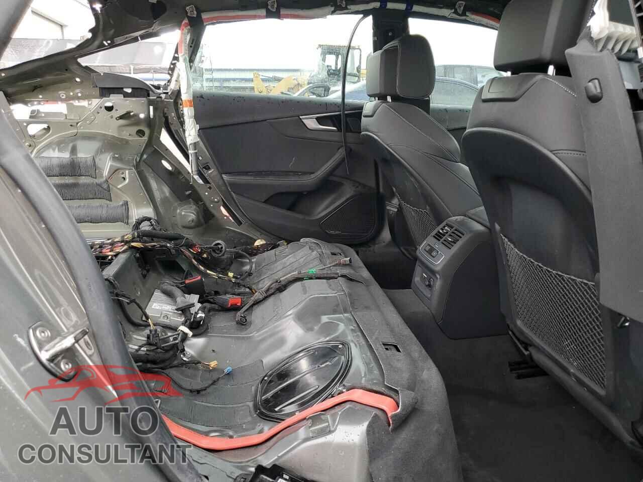AUDI A5 2023 - WAUFACF59PA044267