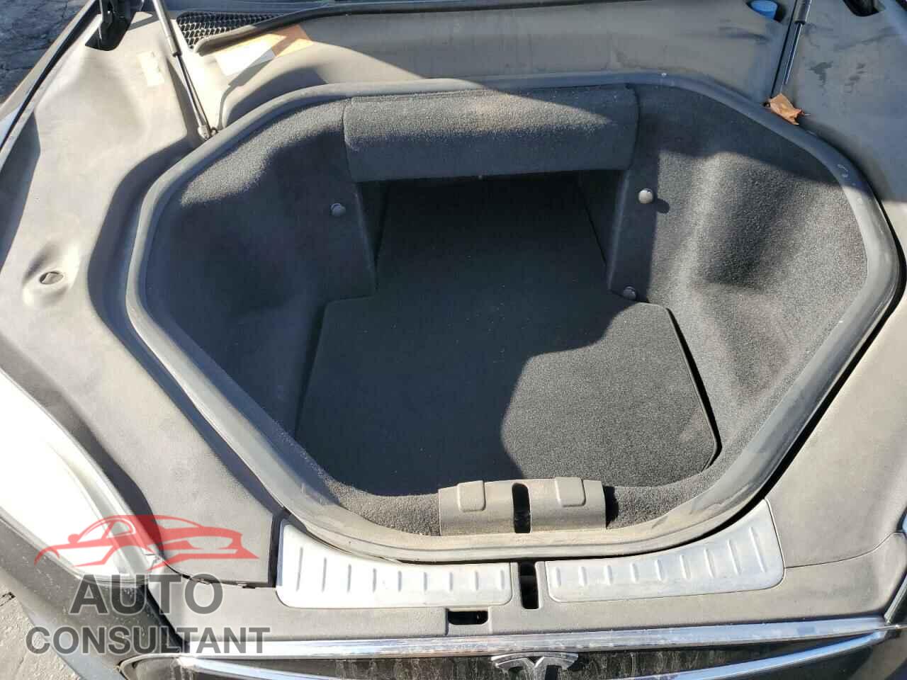 TESLA MODEL S 2013 - 5YJSA1DN9DFP05548