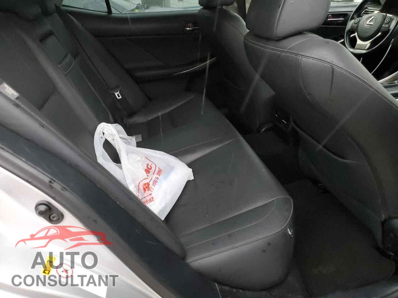 LEXUS IS 2016 - JTHBA1D26G5020370